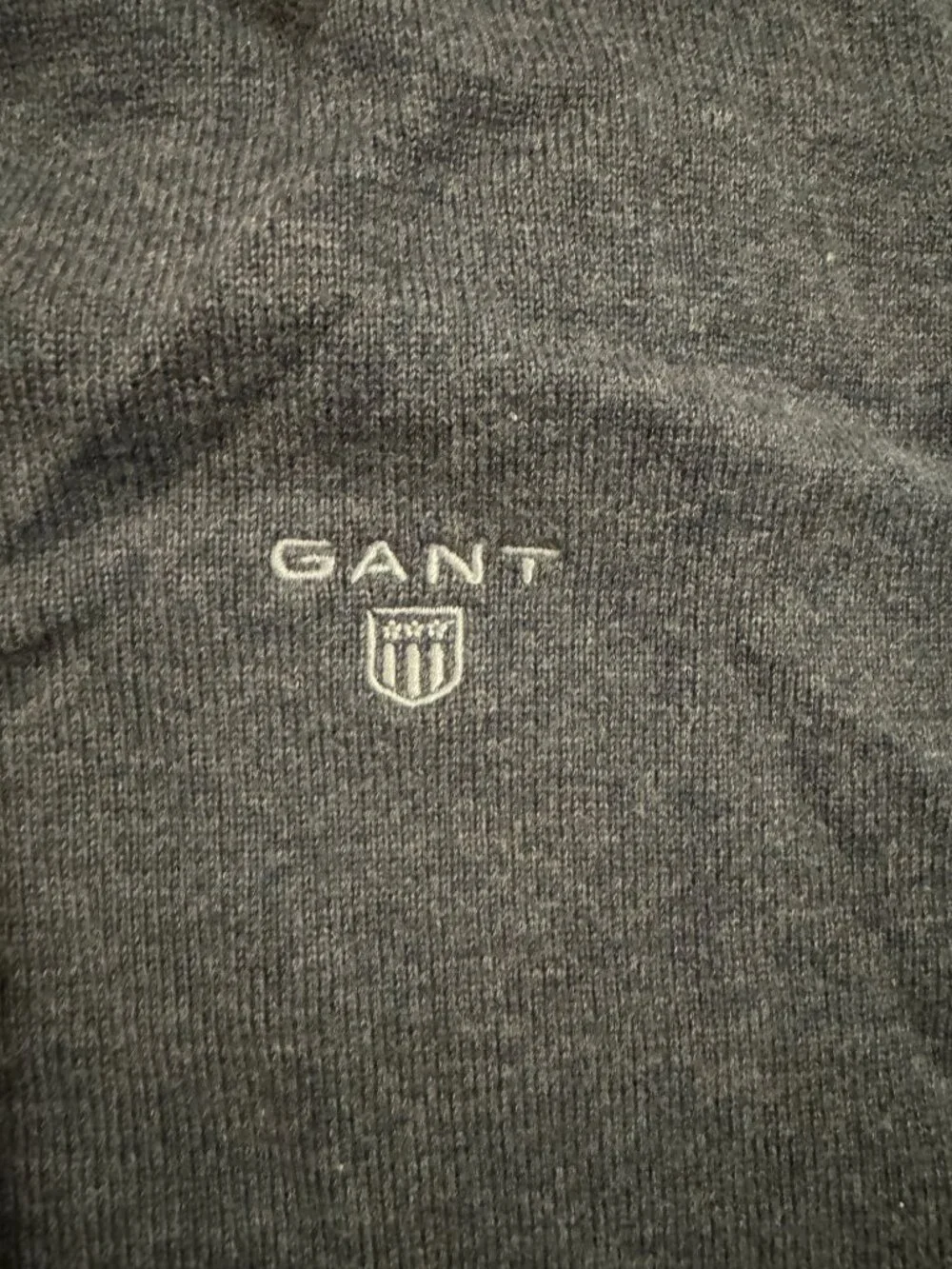 GANT - Mens - 100% Premium Cotton - V Neck Sweater‎  - Navy Blue - Size XL